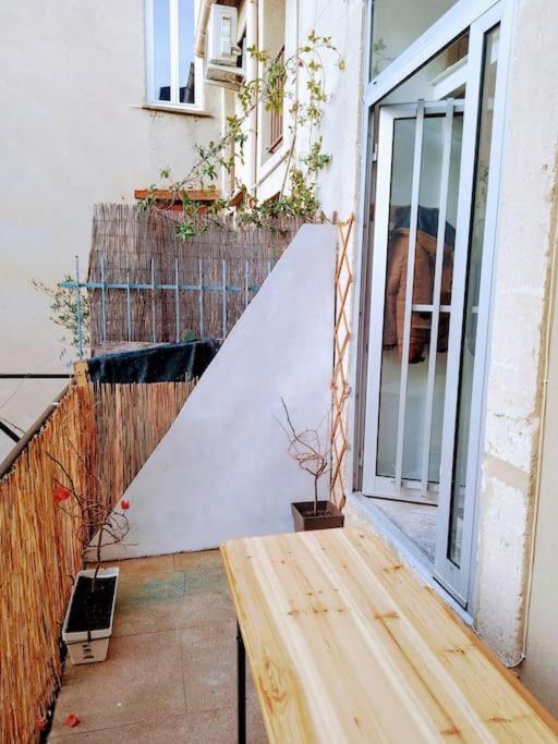 Ferienwohnung Superbe T2 Avec Terrasse Montpellier Exterior foto